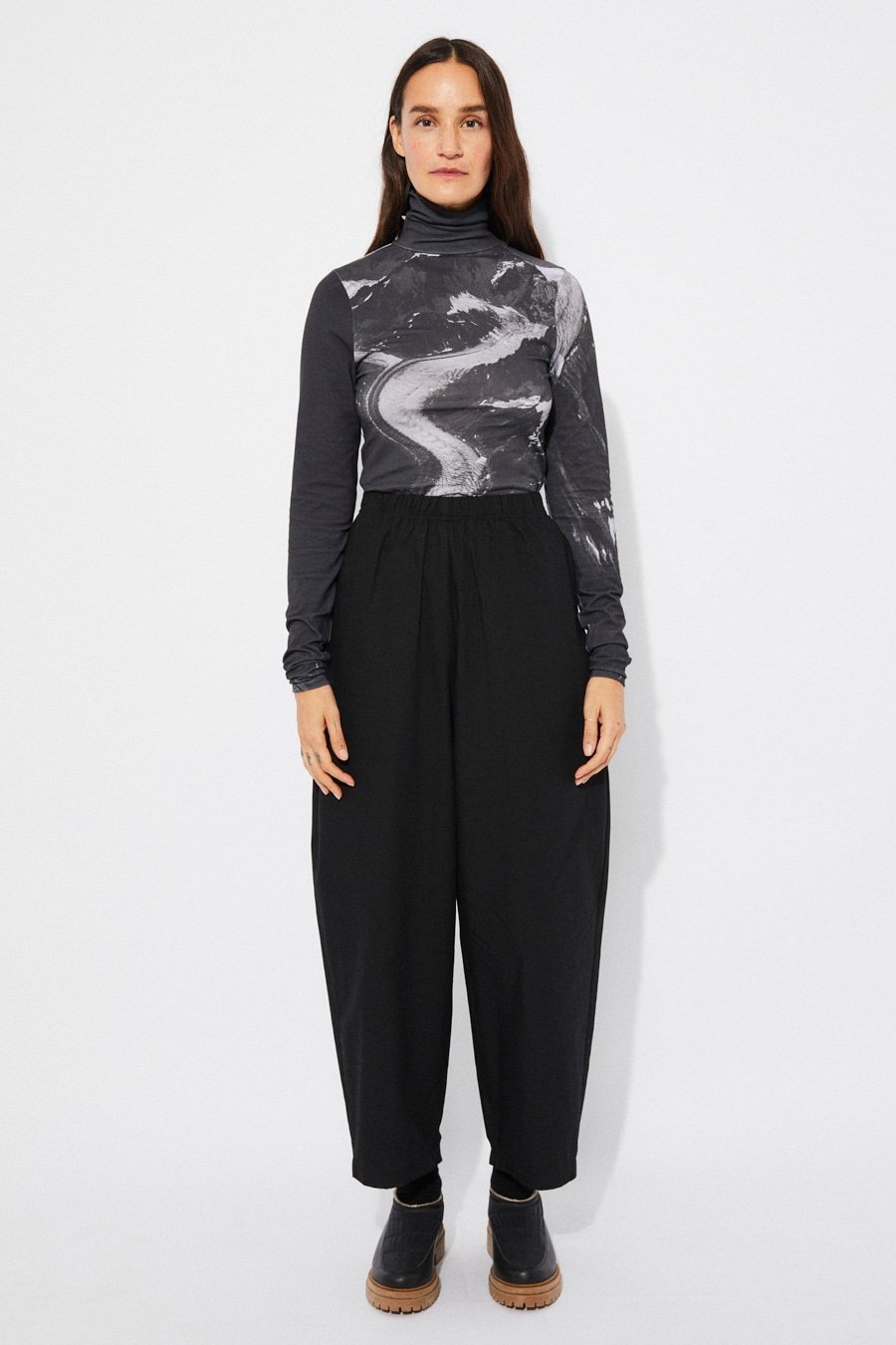 Tallada Mockneck