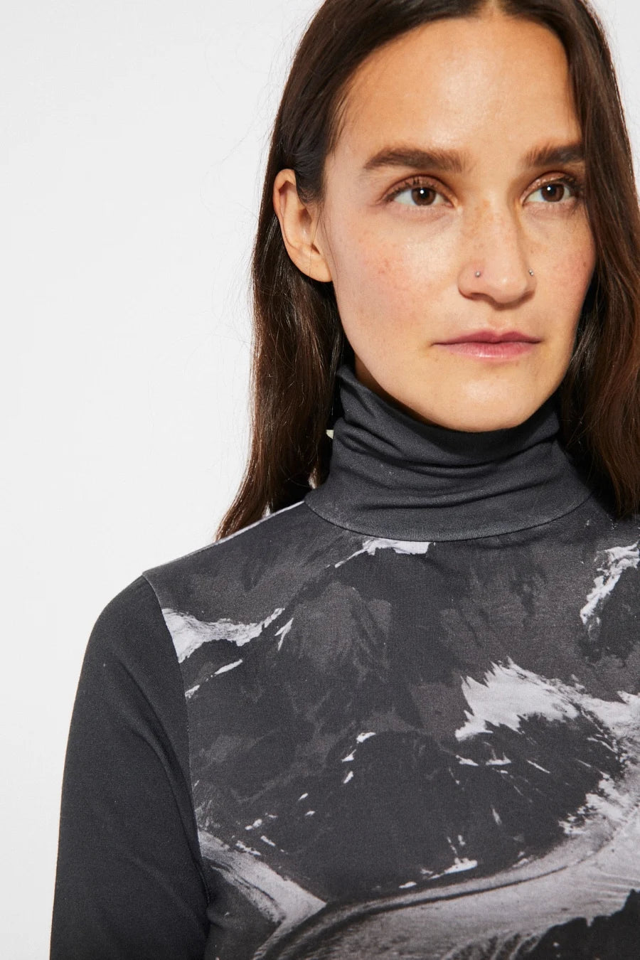 Tallada Mockneck