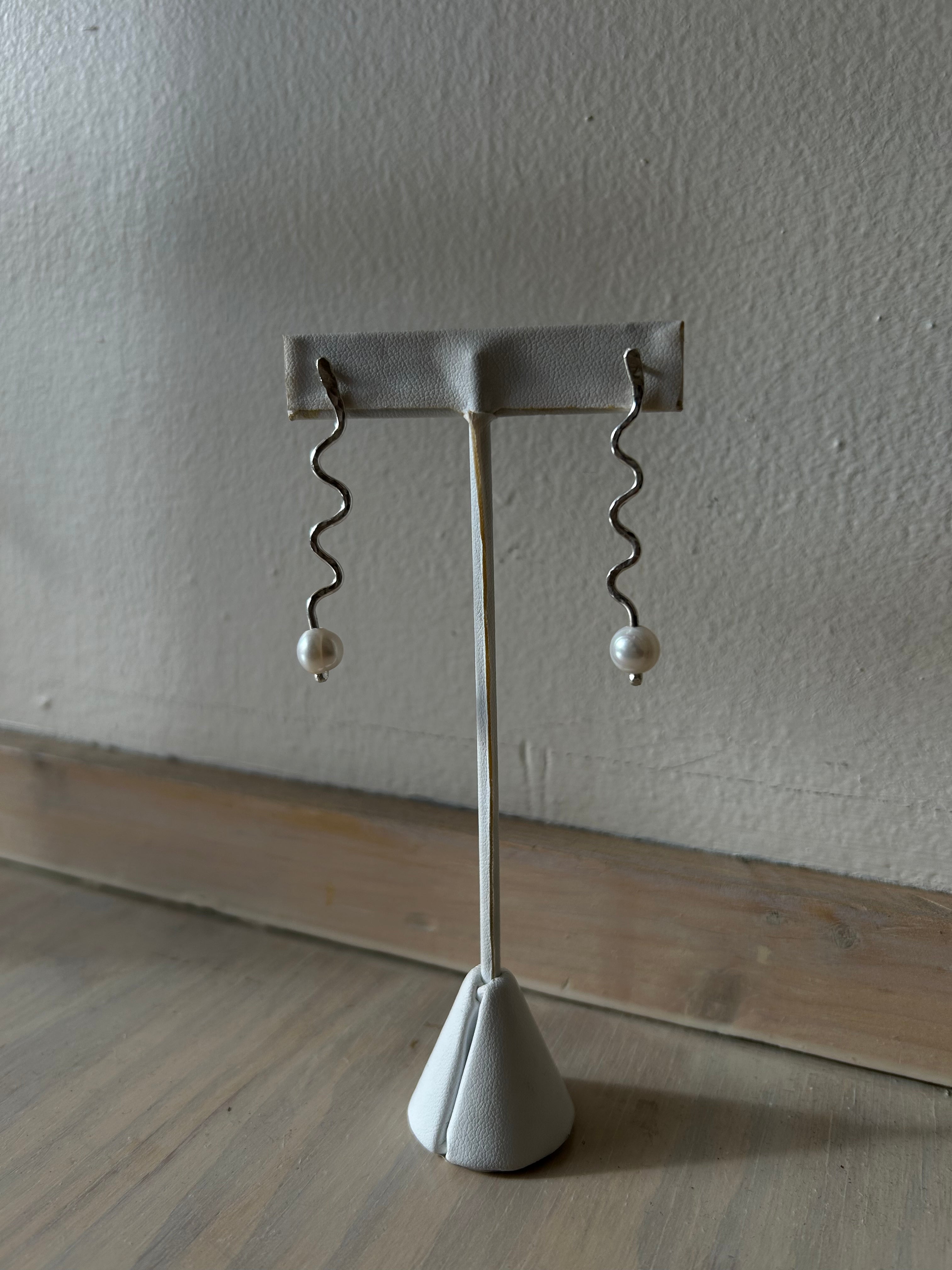 Wave Pearl Earrings