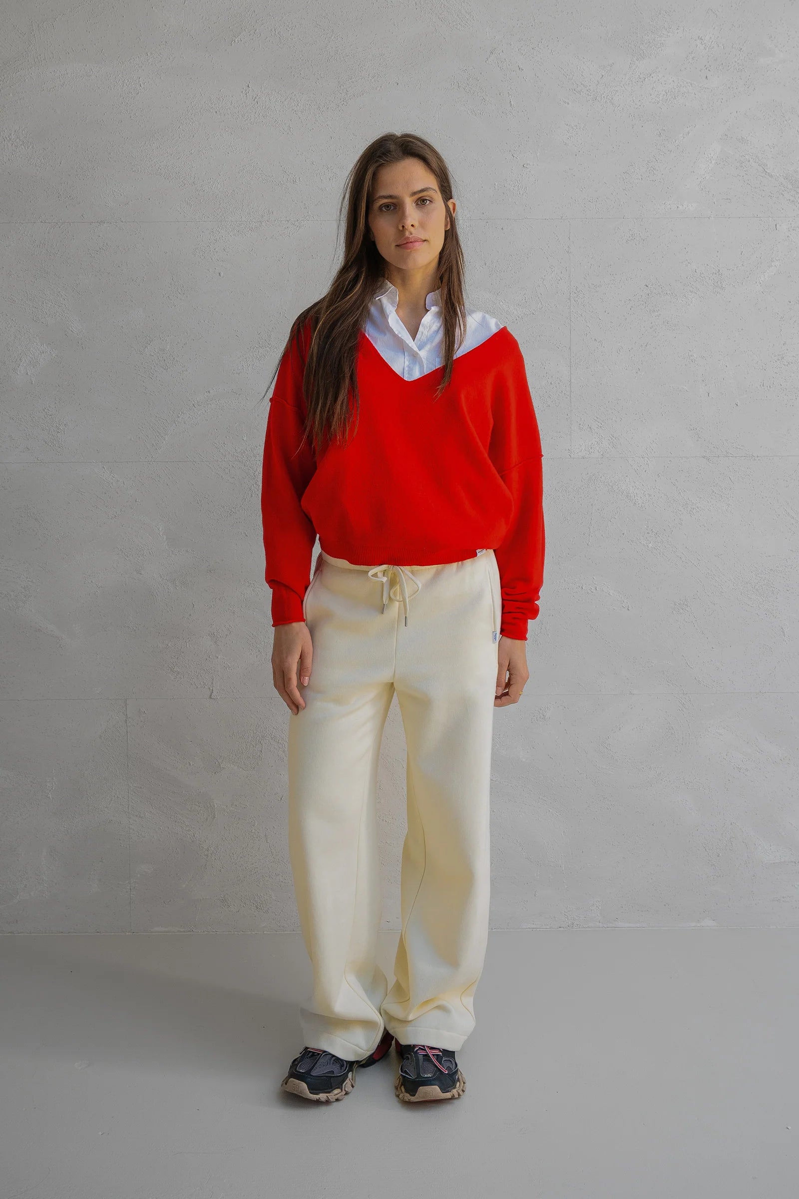 Cropped V-Neck Jumper