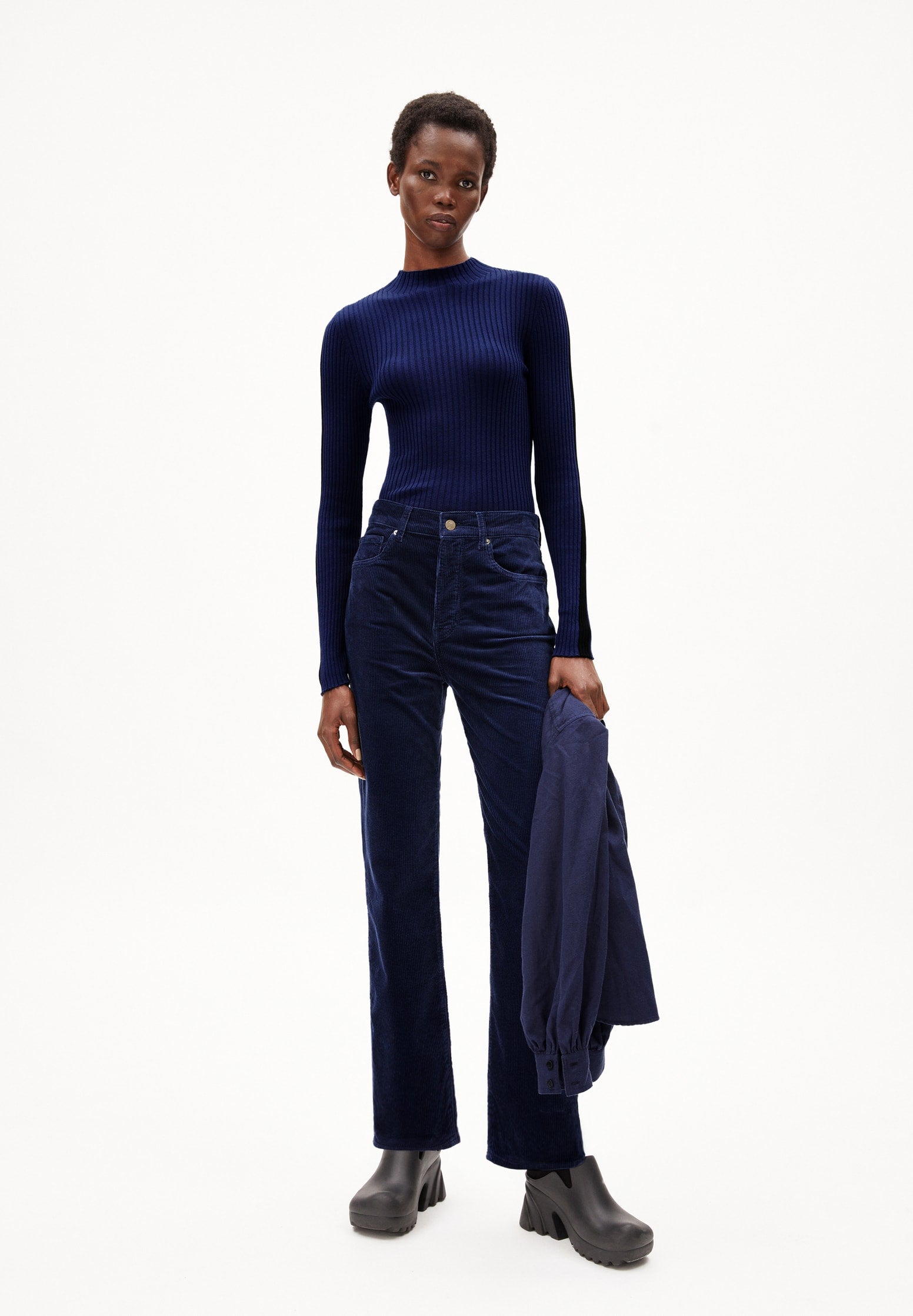 Alaania Knit Pullover
