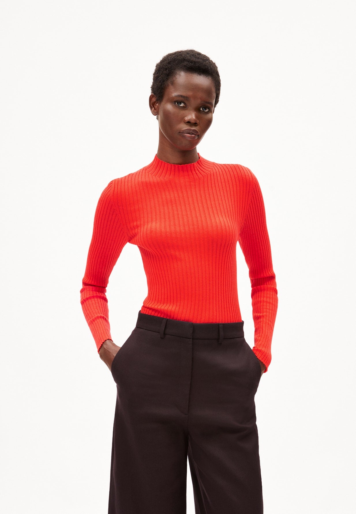 Alaania Knit Pullover