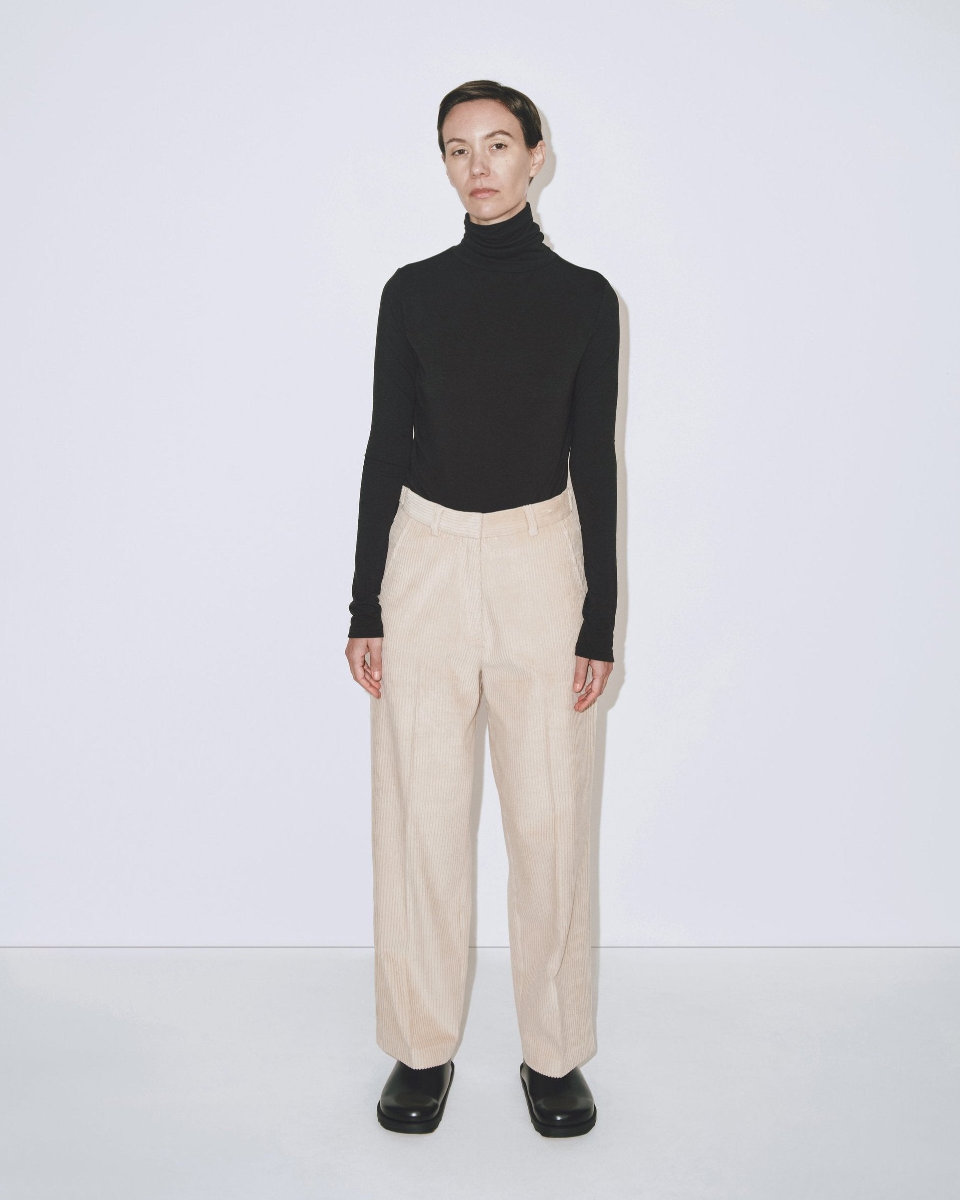 Thin Ribbed Rollneck Top