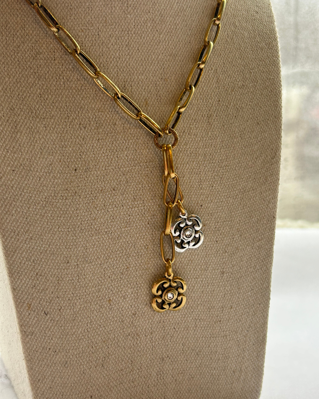 18" Vintage Gold Plated And Silver Clover Charm Necklace