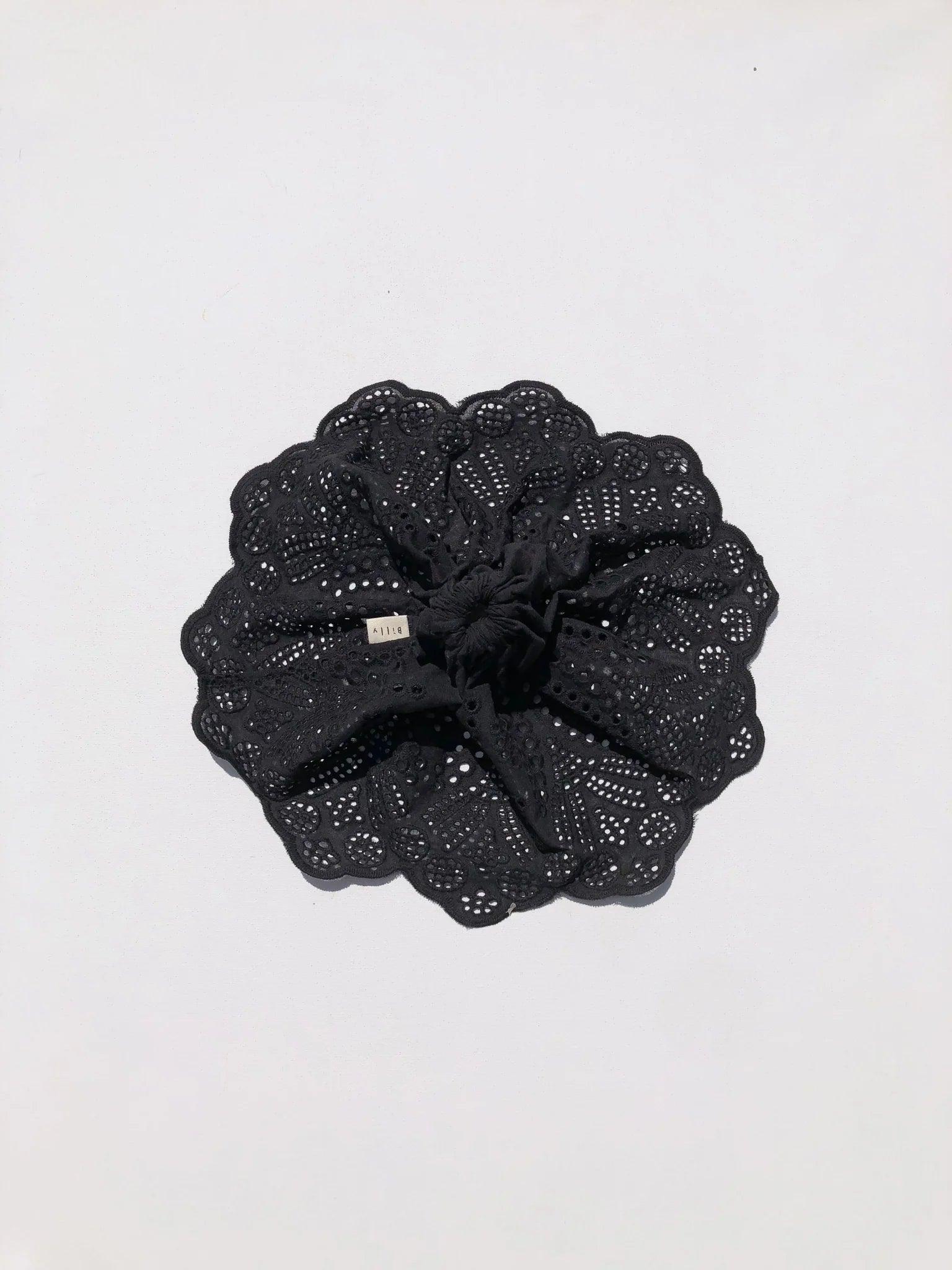 Single Layer Alice Lace Skirt Scrunchie