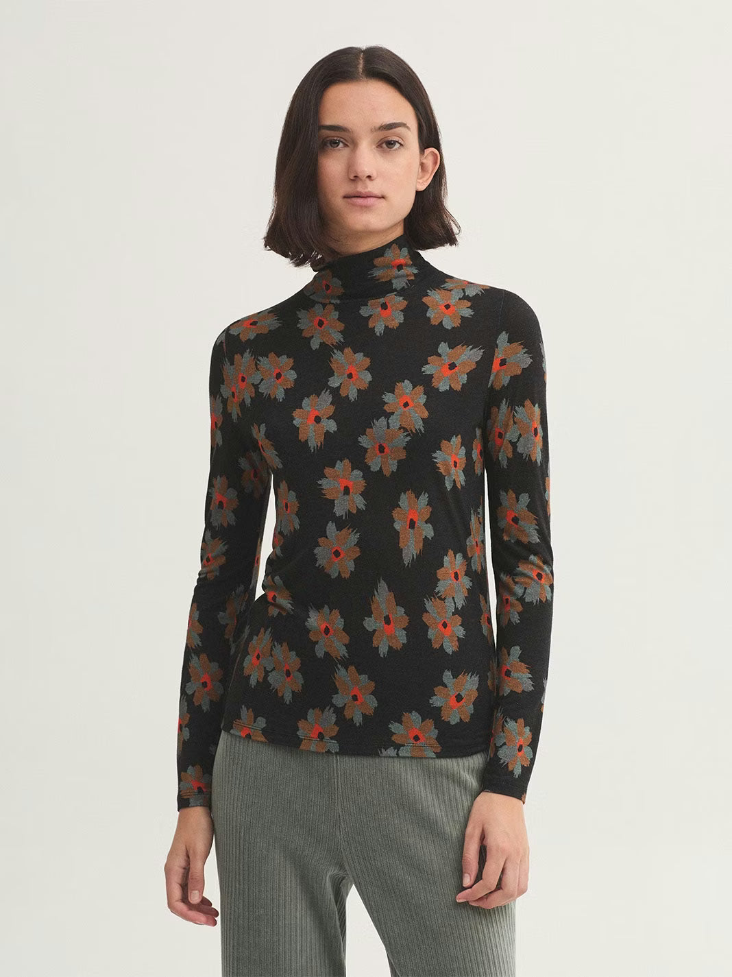Animal Flower Turtleneck