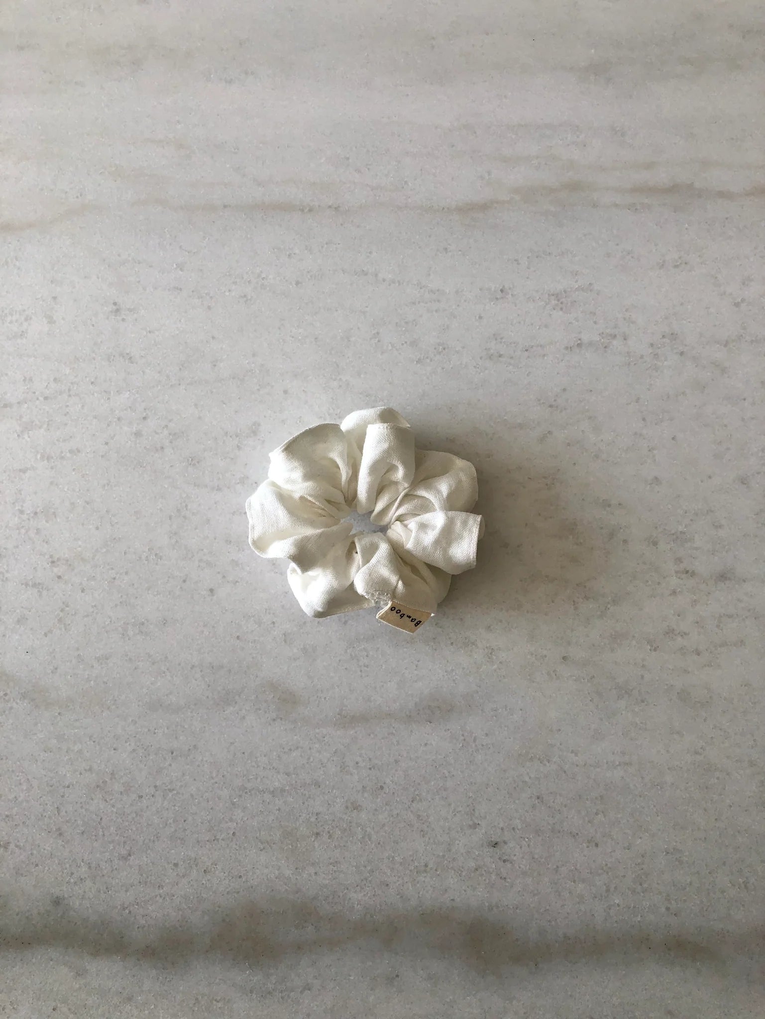 Medium Pure Linen Scrunchie