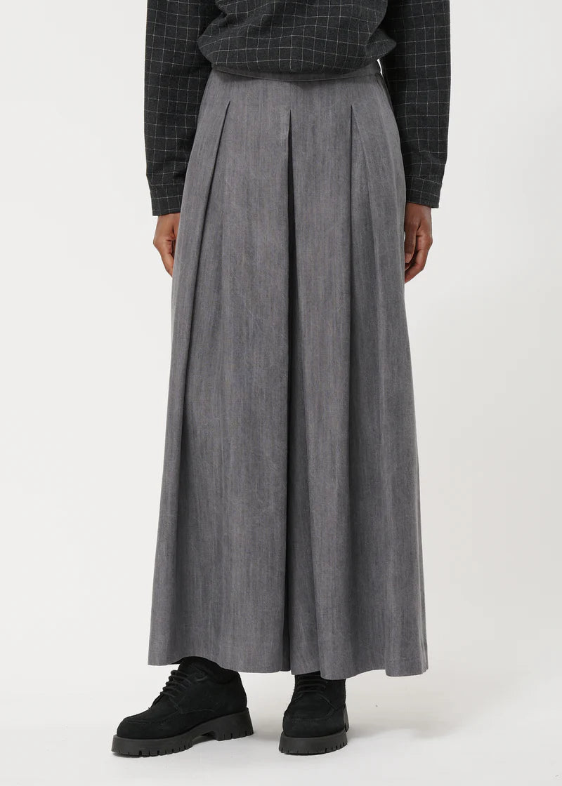 Turbo Wide Pleat Pant