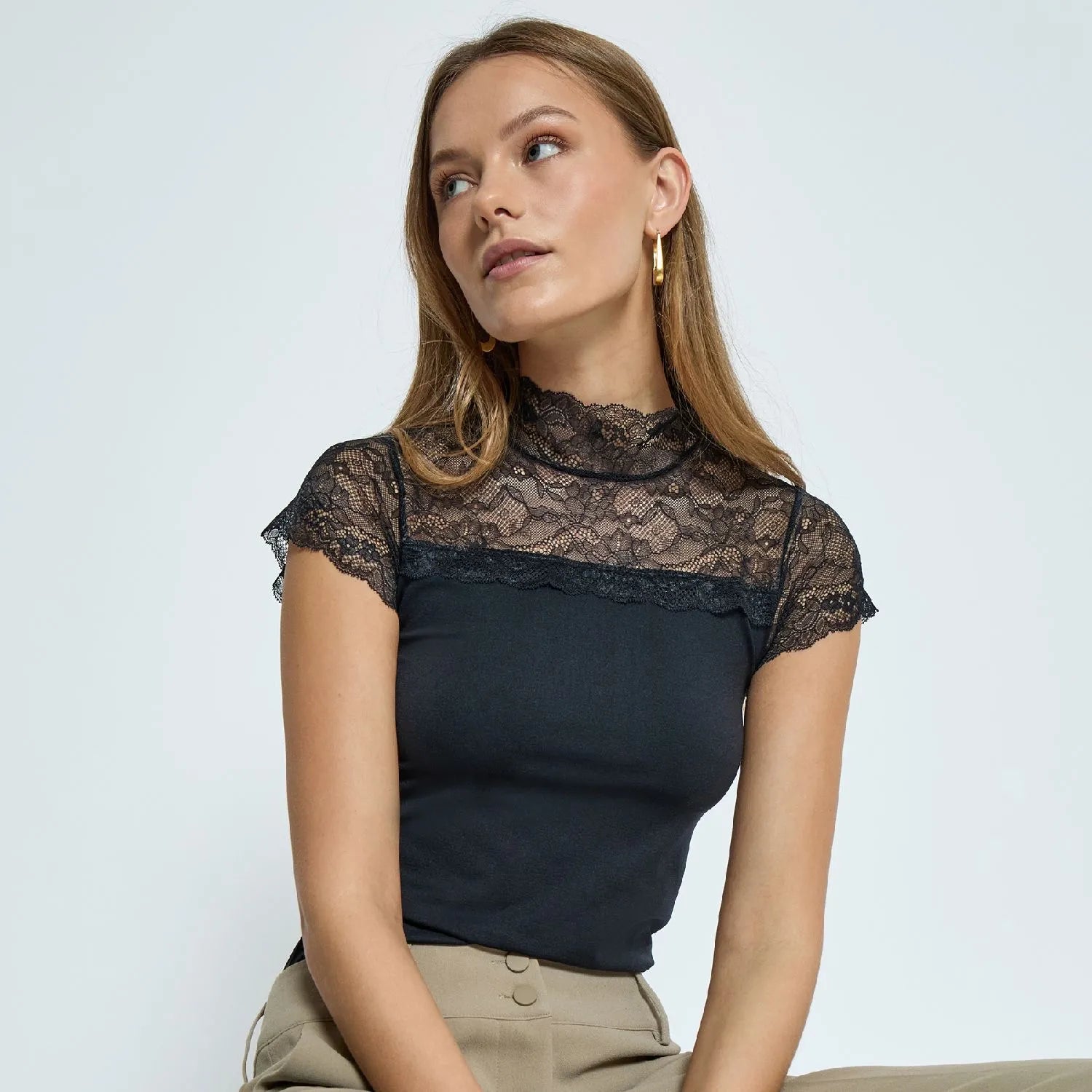 Vanessa Short Sleeve High Neck