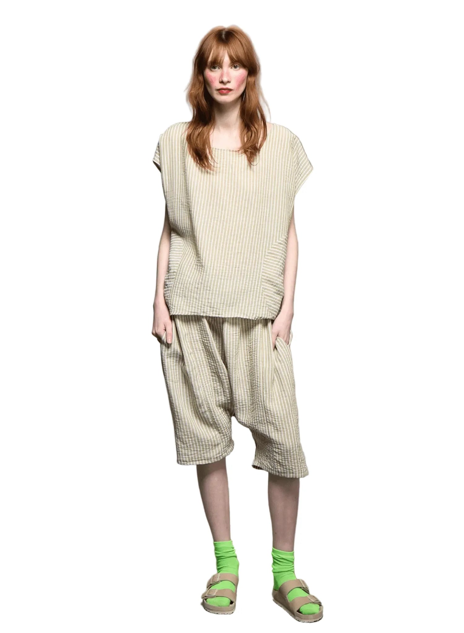 *Meg - Circle Pocket Top