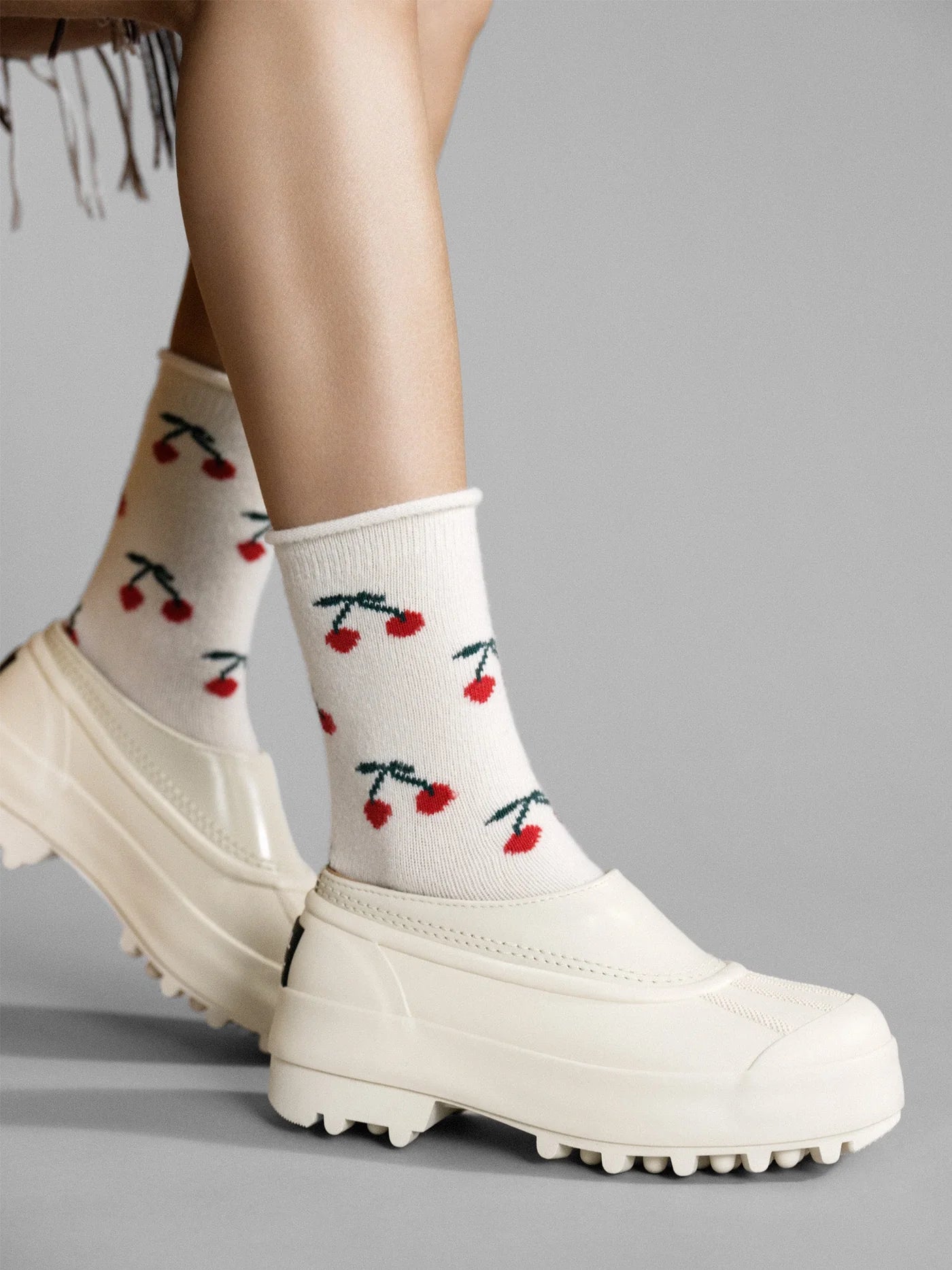 Cherry Bomb Cashmere Ivory Crew