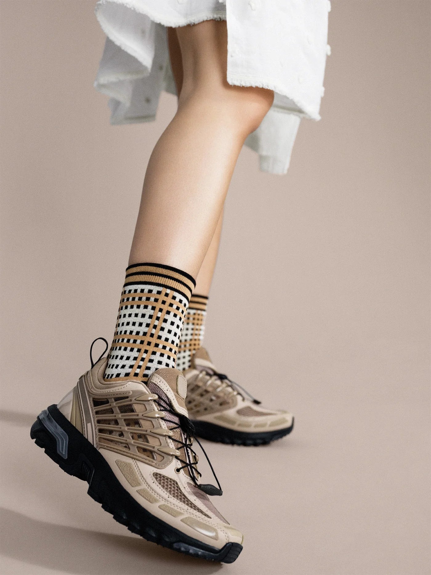 Mad For Plaid Black Crew