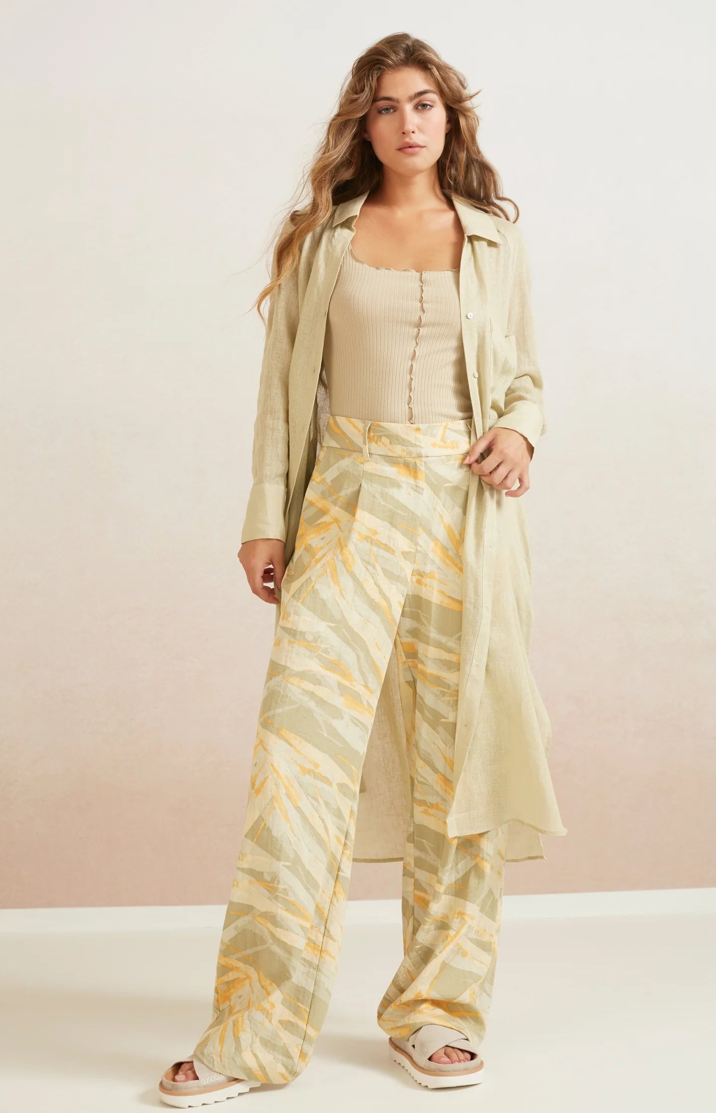 High waisted wide leg pleated pants hotsell