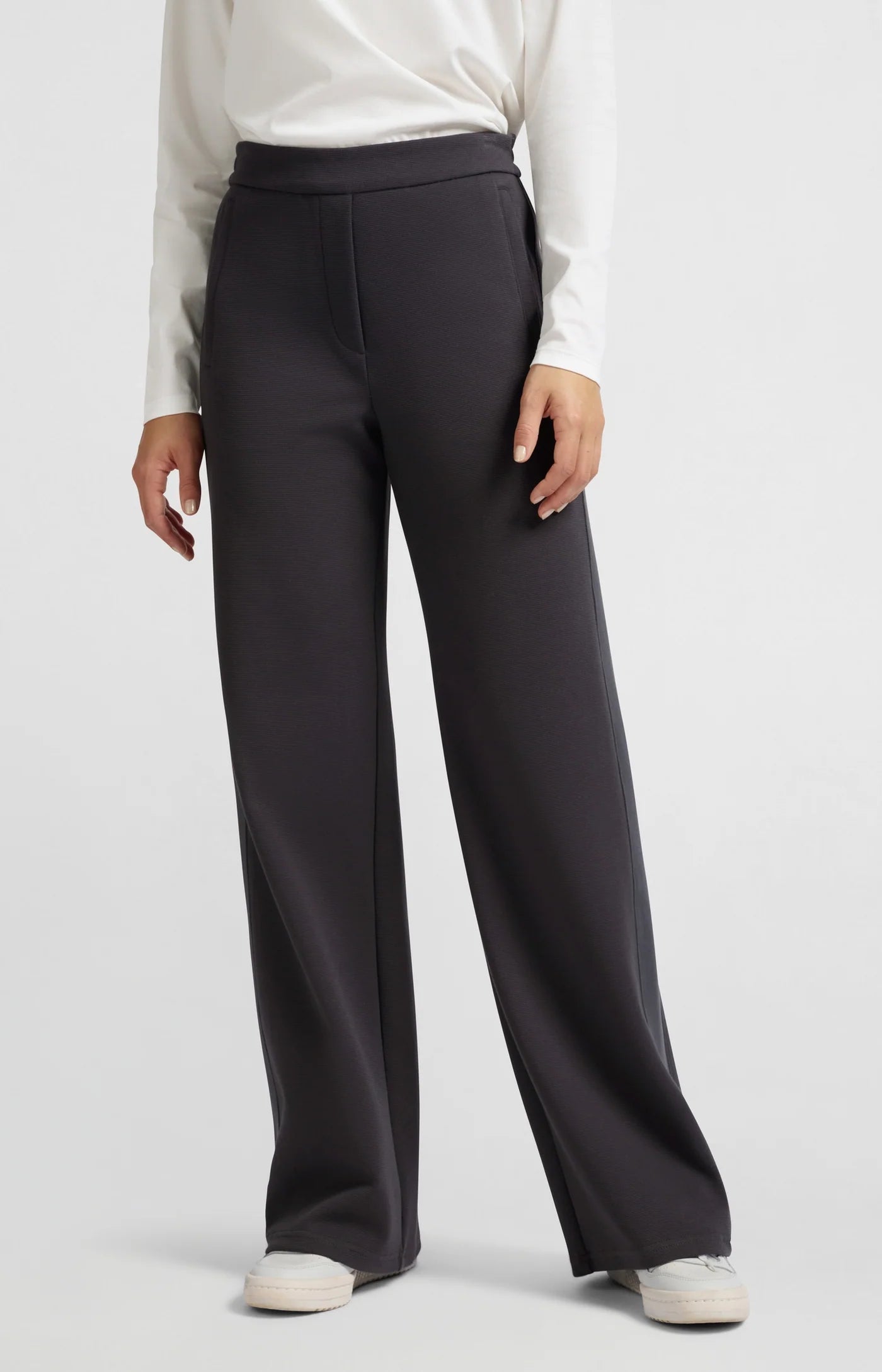 Wide Leg Trouser