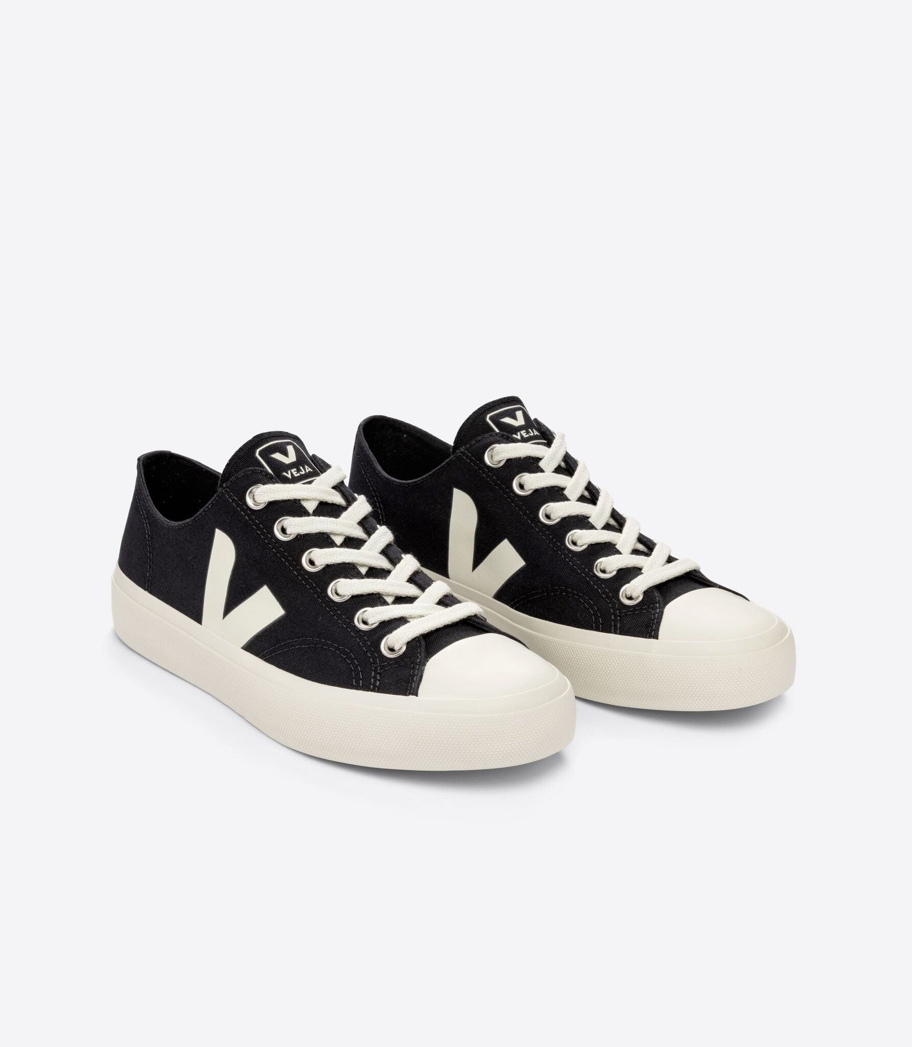 Wata II Low Canvas Shoe