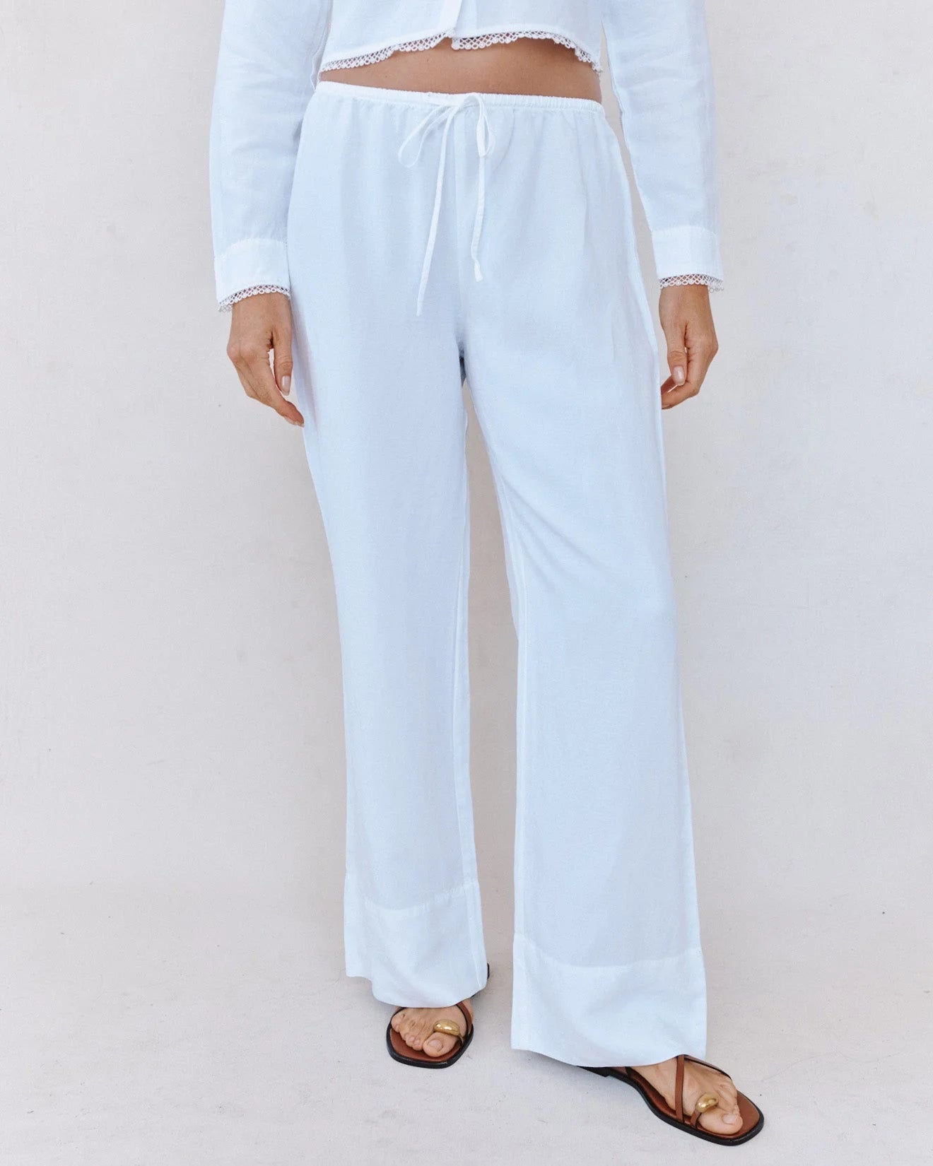 Wide Hem Drawstring Pant