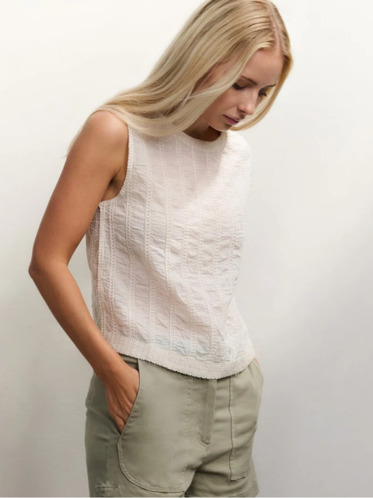 Embroidered Singlet Sleeveless Blouse